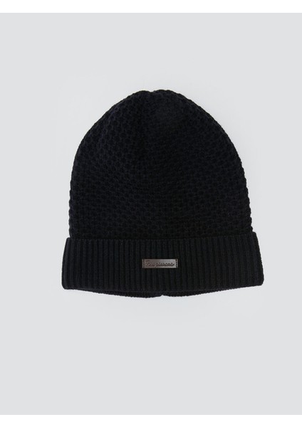 Yeni Sezon Etiket Detaylı Erkek Bere fırsatları