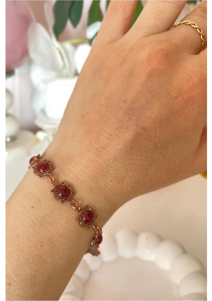 Kırmızı Taşlı Bakır Bileklik