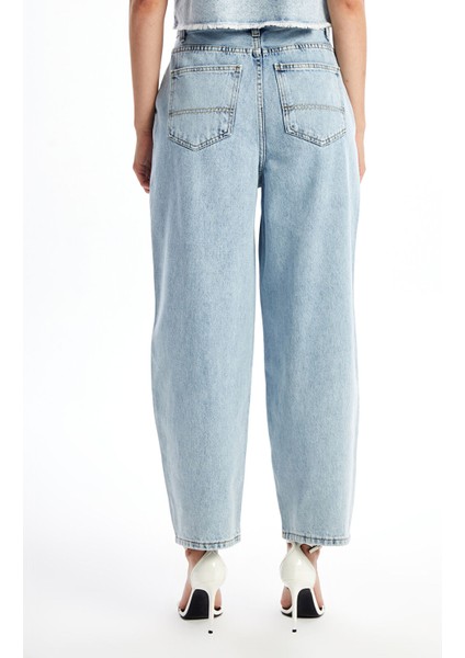 Yeni Sezon Balloon Fit Kadın Jean Pantolon fırsatları