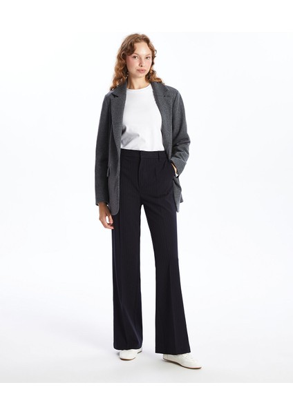 Yeni Sezon Standart Fit Çizgili Kadın Pantolon