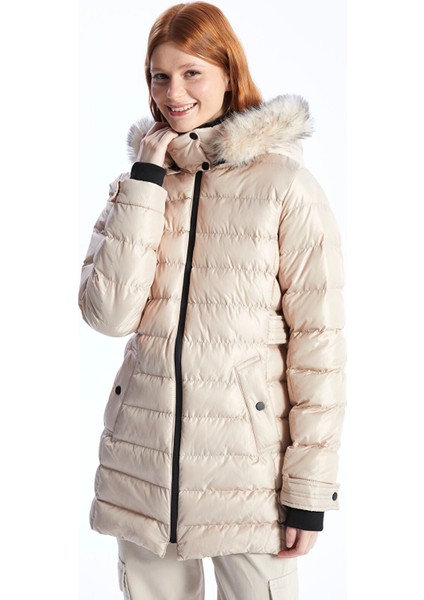 Yeni Sezon Kadın Kapüşonlu Düz Şişme Mont