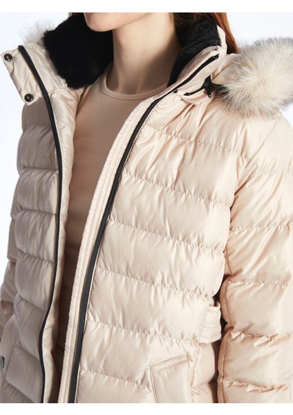 Yeni Sezon Kadın Kapüşonlu Düz Şişme Mont indirimleri