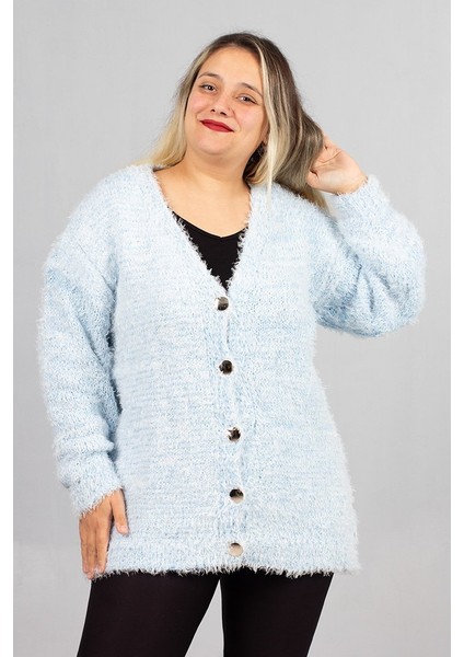 Konfor ve Şıklığı Bir Arada Sunan Büyük Beden Sakallı Triko Hırka