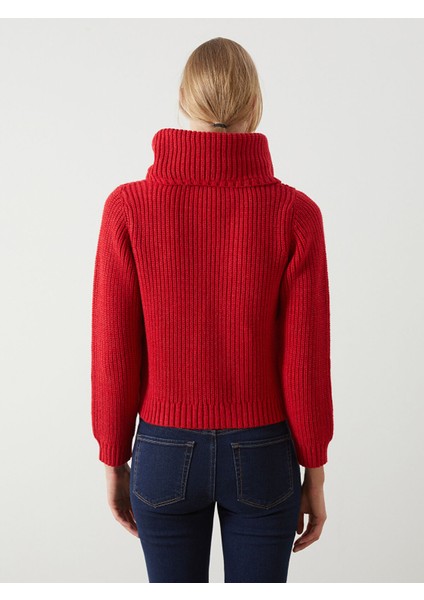 Yeni Sezon Dökümlü Yaka Kadın Triko Kazak fırsatları