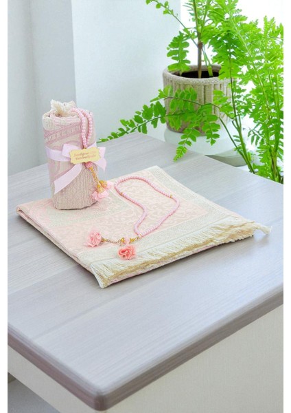 Hediyelik Isme Özel Tesbihli Seccade Seti Pembe fiyatları