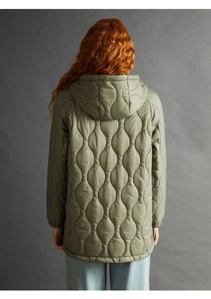 Yeni Sezon Kapüşonlu Kapitone Kadın Şişme Mont indirimleri