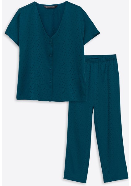 Yeni Sezon V Yaka Desenli Saten Kadın Pijama Takımı indirimleri