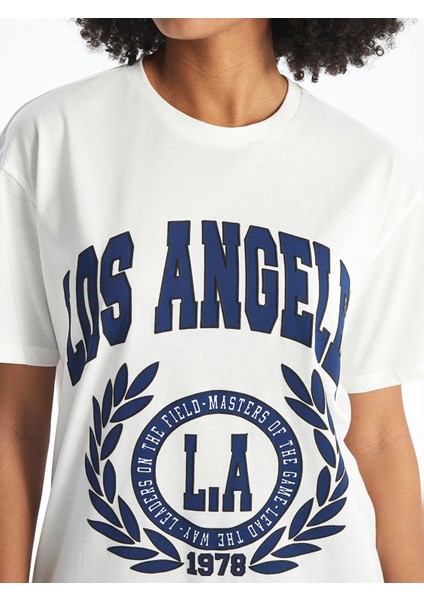 Yeni Sezon Bisiklet Yaka Baskılı Kısa Kollu Kadın Tişört modelleri