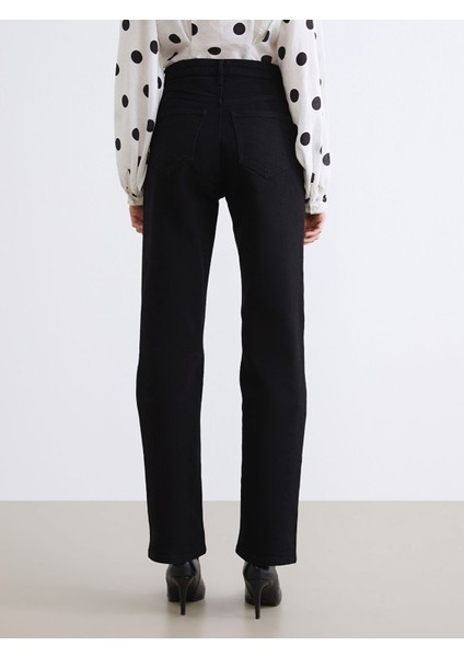 Yeni Sezon Straight Fit Kadın Jean Pantolon fırsatları