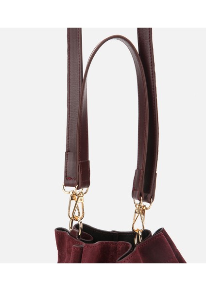 03CAH316270A780 KADIN Süet Deri Bordo Bucket Omuz Çantası modelleri