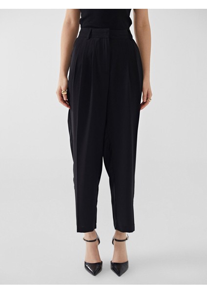 Yeni Sezon Loose Fit Kadın Pantolon fırsatları