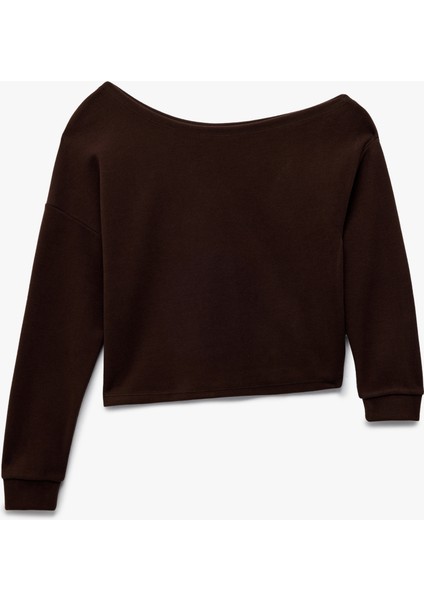 Rahat Kalıp Uzun Kollu Asimetrik Yaka Tişört