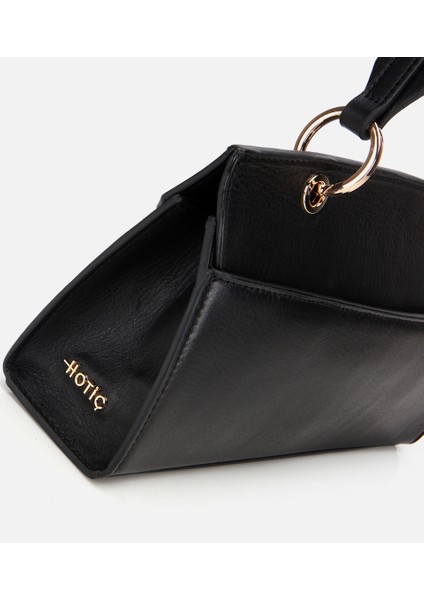 03CAH316340A100 KADIN Deri Siyah Kilit Detaylı Omuz Çantası