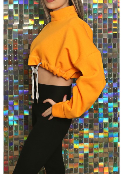 Kadın Baskılı Kuş Gözü Detaylı Kalın Şık Modern Crop Sweatshirt fiyatları