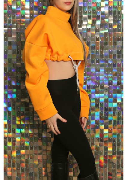 Kadın Baskılı Kuş Gözü Detaylı Kalın Şık Modern Crop Sweatshirt modelleri