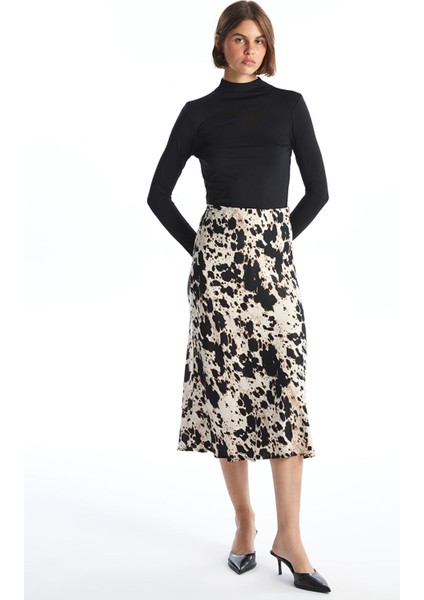 Yeni Sezon Standart Fit Desenli Kadın Etek