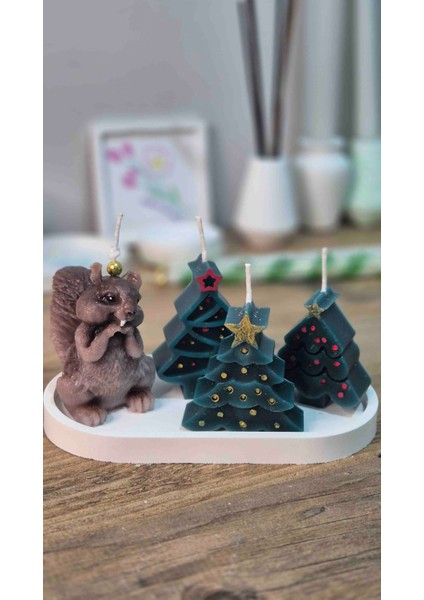 Yılbaşı Temalı Ağaç Mum ve Sincap Figürlü Dekoratif Tepsi Seti – El Yapımı Mum Seti fiyatları