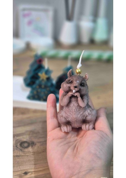 Yılbaşı Temalı Ağaç Mum ve Sincap Figürlü Dekoratif Tepsi Seti – El Yapımı Mum Seti modelleri