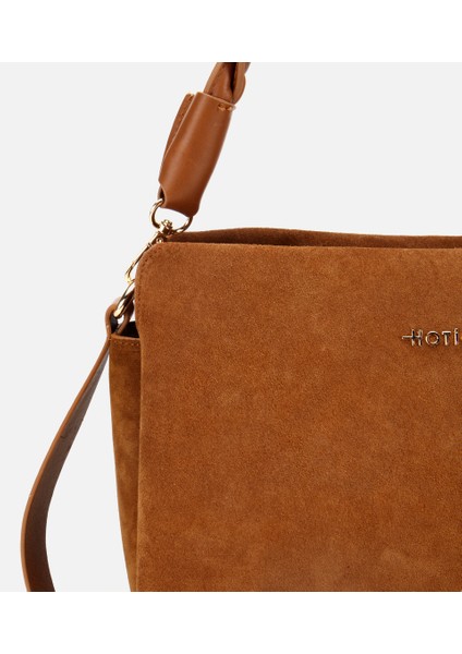 03CAH316250A340 KADIN Süet Deri Taba Örgü Askı Detaylı Omuz Çantası fiyatları