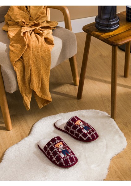 Yeni Sezon Ayıcık Nakışı Kadın Ev Terliği