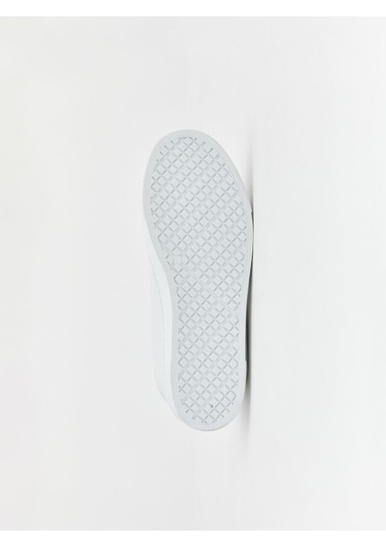 Yeni Sezon Bağcıklı Kadın Sneaker fırsatları