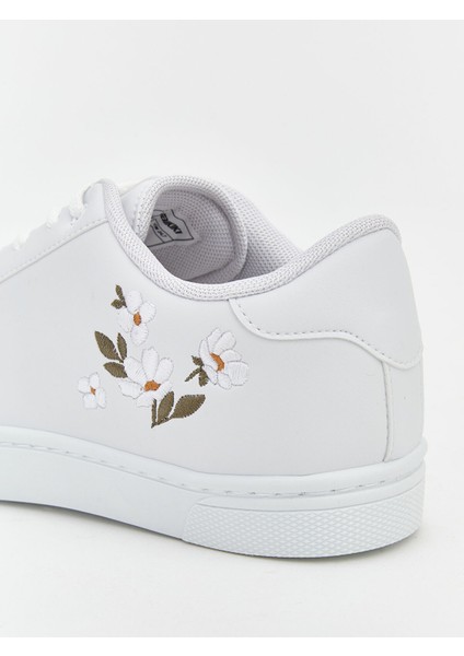 Yeni Sezon Bağcıklı Kadın Sneaker indirimleri