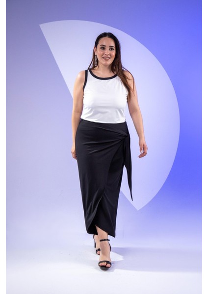 Kadın 3330332 Yan Bağlamalı Siyah Etek