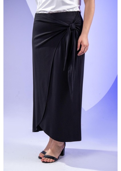 Kadın 3330332 Yan Bağlamalı Siyah Etek fırsatları