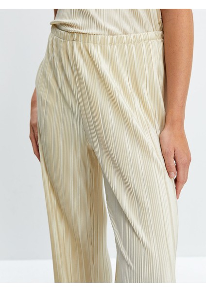 Yeni Sezon Beli Lastikli Dokulu Kadın Pantolon modelleri