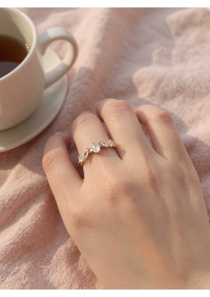 Ayarlanabilir Çelik Damla Taşlı Yüzük – Gold Renk / Aurora Collection fiyatları