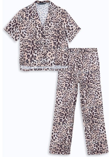 Yeni Sezon Gömlek Yaka Leopar Desenli Saten Kadın Pijama Takımı indirimleri