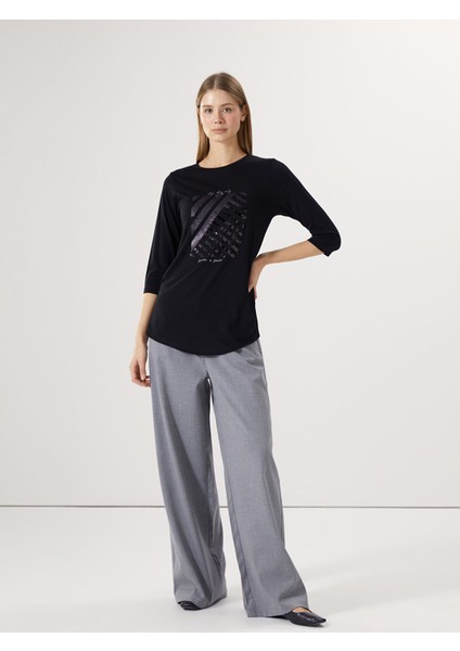 Yeni Sezon Bisiklet Yaka Işlemeli Kadın Bluz fiyatları