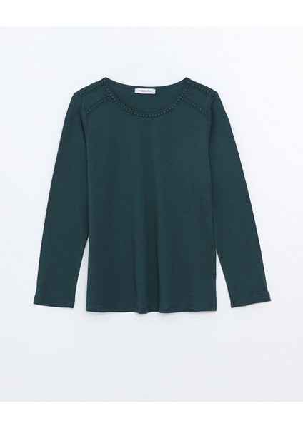 Yeni Sezon Bisiklet Yaka Nakışlı Kadın Bluz indirimleri