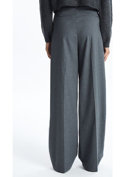 Yeni Sezon Loose Fit Kadın Pantolon fırsatları