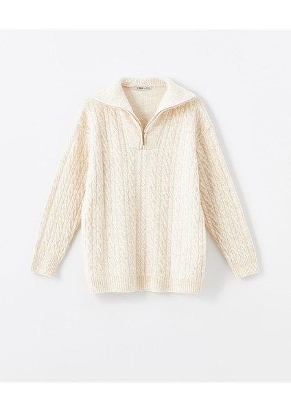 Yeni Sezon Dik Yaka Kendinden Desenli Kadın Triko Kazak indirimleri