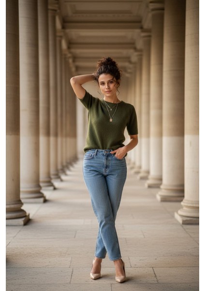 Kadın Bisiklet Yaka Yumuşak Dokulu Kısa Kollu Şardonlu Yünlü Triko Kazak