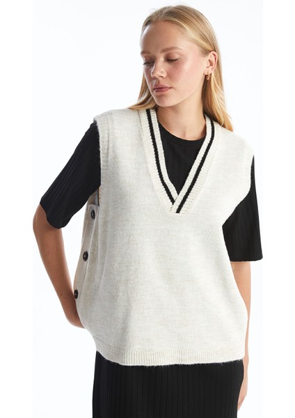 Yeni Sezon V Yaka Düz Oversize Kadın Triko Süveter