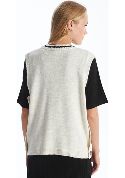 Yeni Sezon V Yaka Düz Oversize Kadın Triko Süveter fırsatları