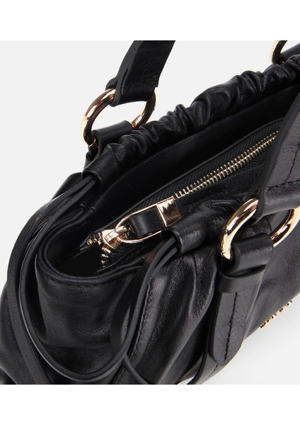 03CAH316710A100 KADIN Deri Siyah Yumuşak Dokulu Bowling Omuz Çantası