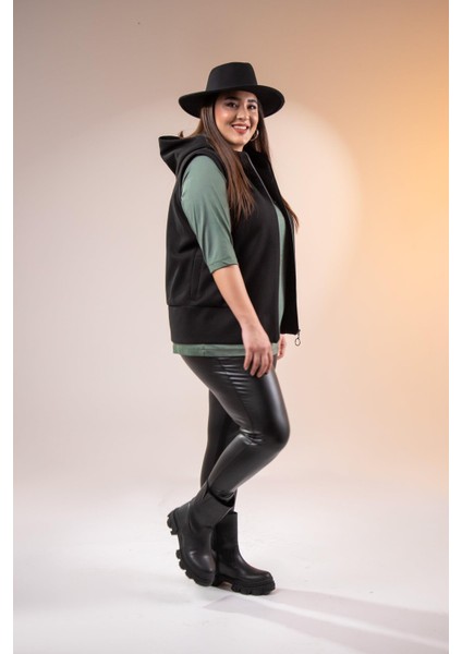 Kadın Büyük Beden Kaşe Siyah Yelek