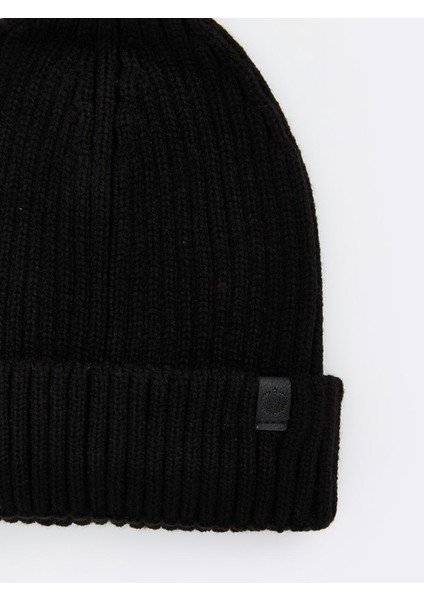 Yeni Sezon Püsküllü Erkek Atkı ve Bere fırsatları