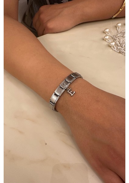 Kişiye Özel Sallantılı Harfli Italyan Paslanmaz Çelik Unisex Bileklik Charmı SCB64 indirimleri