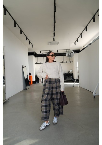 Ekoseli Geniş Kalıp Pantolon fırsatları