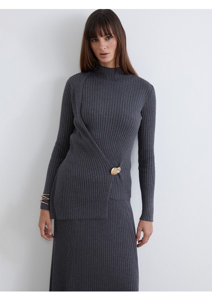 Yeni Sezon Yarım Balıkçı Yaka Kadın Triko Kazak