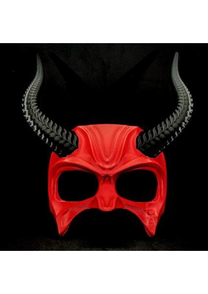 Kırmızı Şeytan Maskesi, Devil Mask