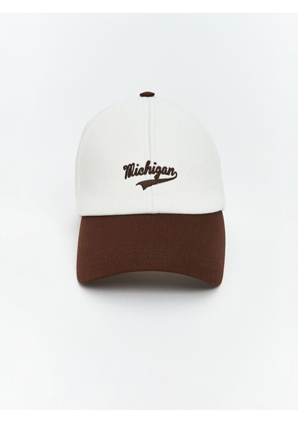 Yeni Sezon Yazı Nakışlı Kadın Kep Şapka