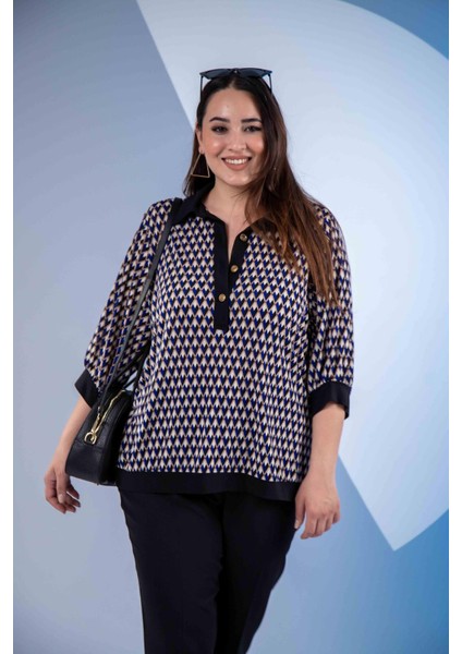 Kadın 3330377 Önü Düğmeli Desenli Mavi Bluz