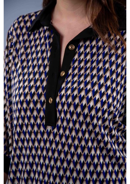 Kadın 3330377 Önü Düğmeli Desenli Mavi Bluz fiyatları