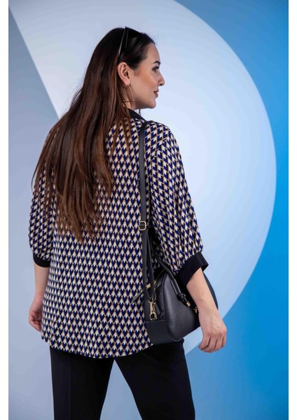 Kadın 3330377 Önü Düğmeli Desenli Mavi Bluz