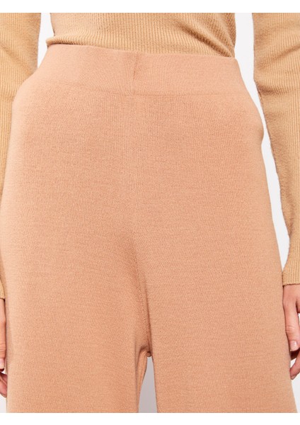 Yeni Sezon Kadın Beli Lastikli Düz Triko Pantolon fırsatları